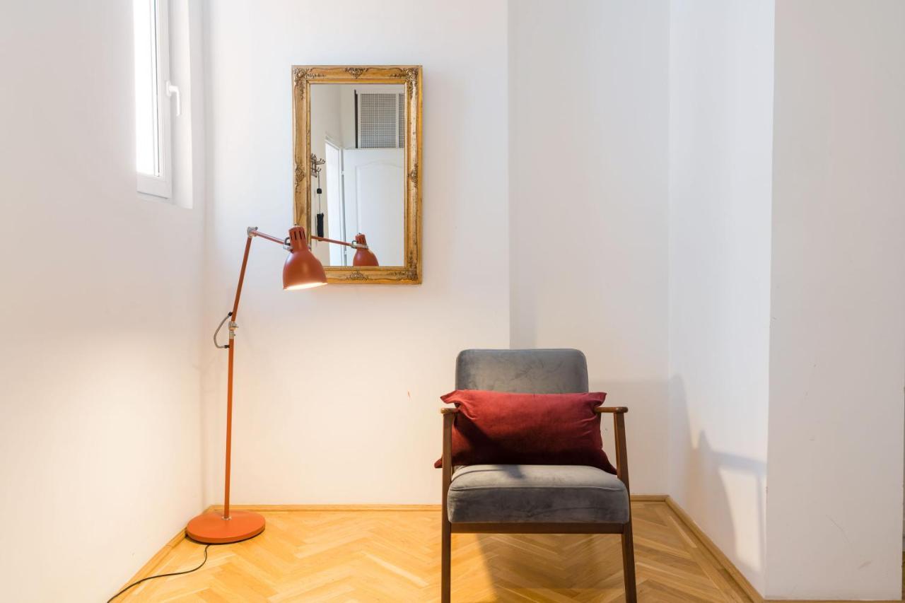 Klauzal Apartment W/3 Bedrooms, French Balcony Budapest Eksteriør bilde